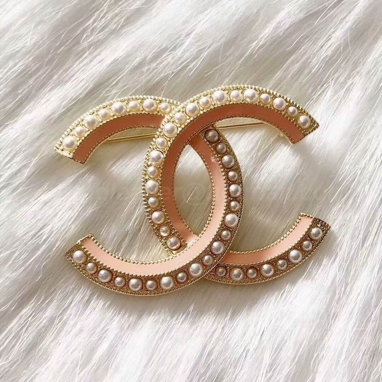 Chanel Brooch 418